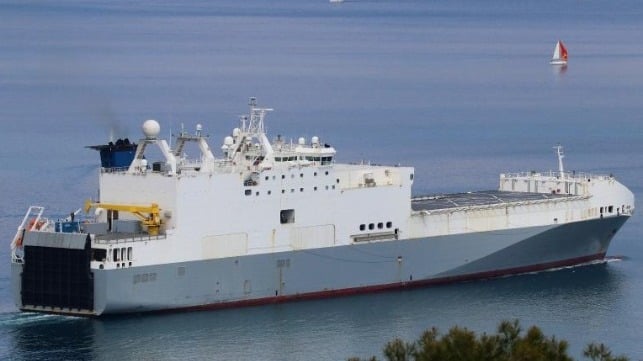 Ocean Trader circa 2022, showing expansive helideck and twin side hatches for fast-boat deployment (VesselFinder / J Imbert)