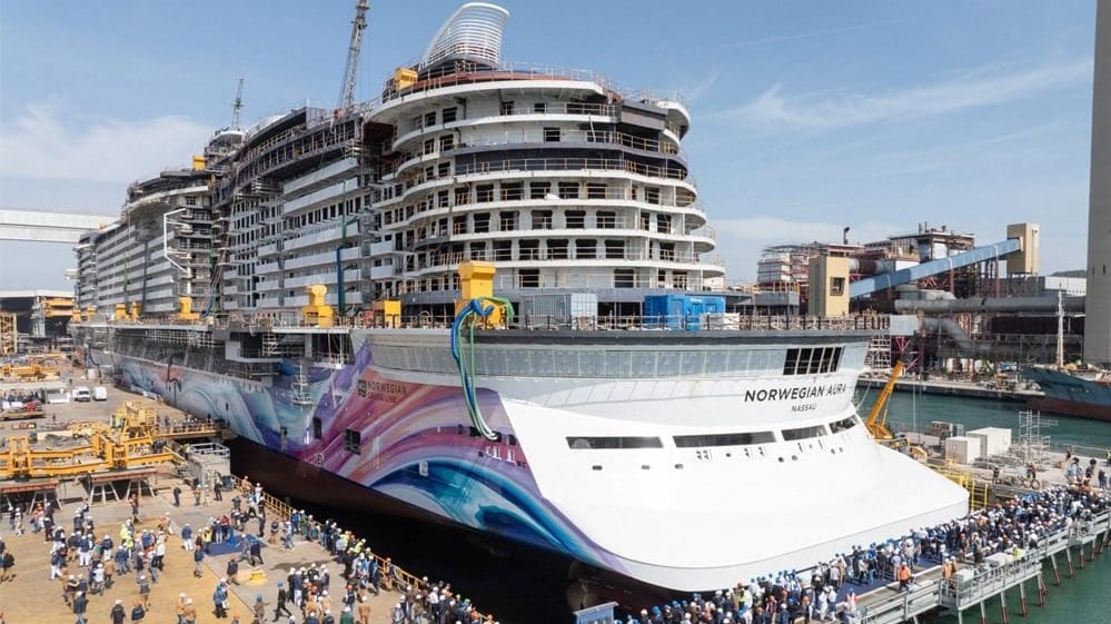 Norwegian cruise ship construction