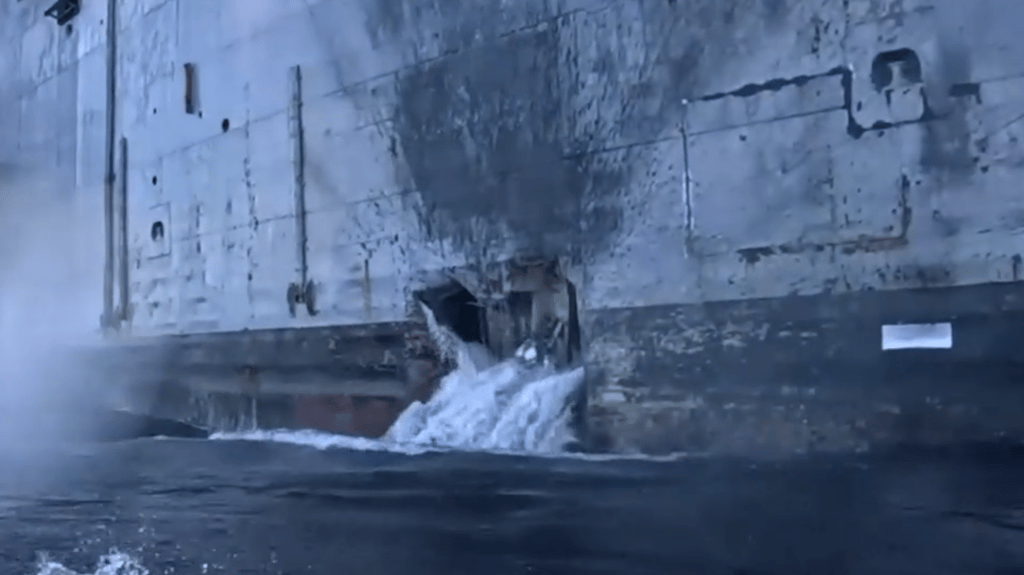 Hull damage to USS Peleliu after the drone boat attack (USN)