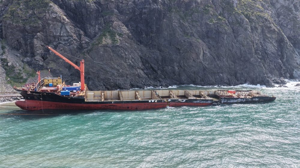 wreck removal Canada MSC Baltic III