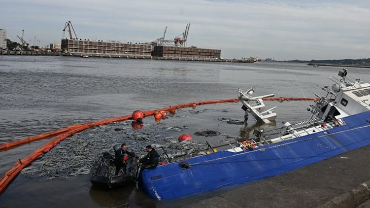 Russian commercial fishing vessel sank