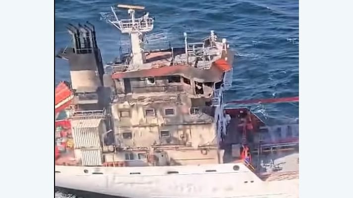damaged product tanker struck off Romania