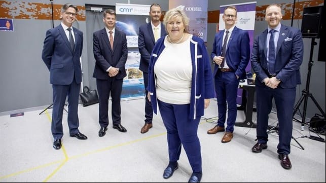 Image 2 caption: Bernt Skeie, CEO, Prototech, Harald Fotland, COO, Odfjell tankers, Odfjell's vice president of technology, Erik Hjortland, Hans-Petter Nesse, MD, Wärtsilä Norway, and Willy Vågen, CEO, Sustainable Energy Norwegian Catapult Centre with Norway’s Prime Minister Erna Solberg at a presentation of the Fuel Cell project.
