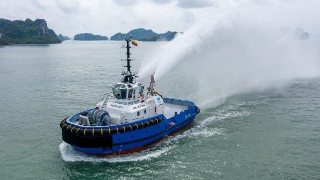 Damen delivering ASD Tug 2813 to Cititug in Ecuador LR