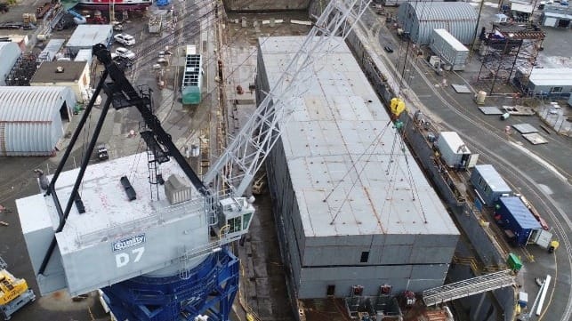 Lind marine data center barge
