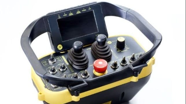 Sea Machines' SM200 wireless helm system.