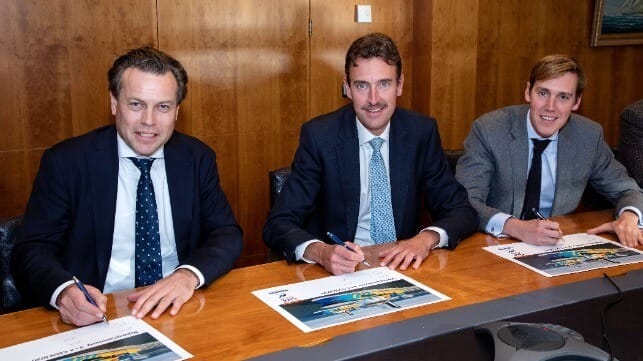 Signing contract 