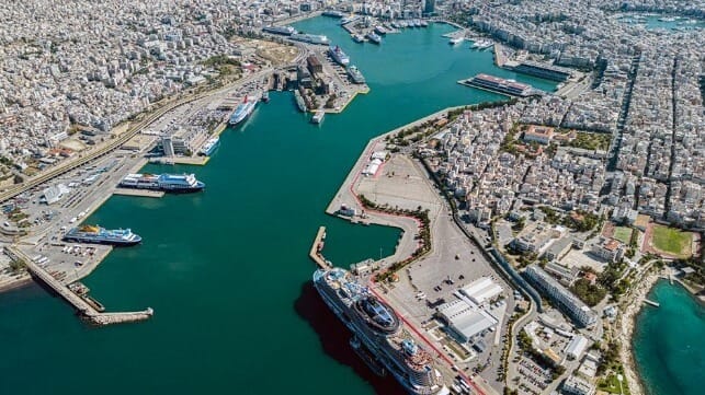 The operator of the port of Piraeus is majority-owned by China COSCO (Apaleutos25 / CC BY SA 4.0)