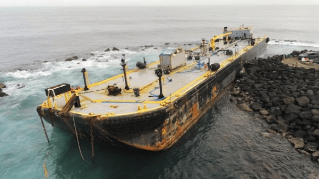 barge