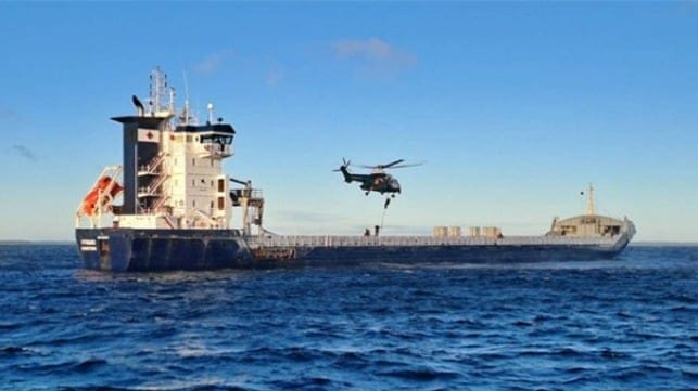 Finnish troops board cargo ship