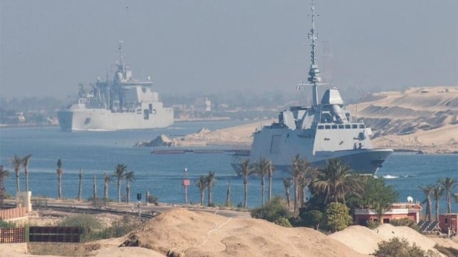 French warships in Suez Canal