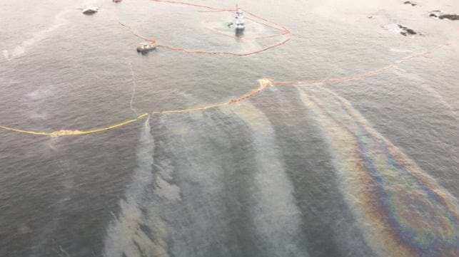 Slicks on the water at the casualty site, 2016 (Heiltsuk First Nation / CCG)