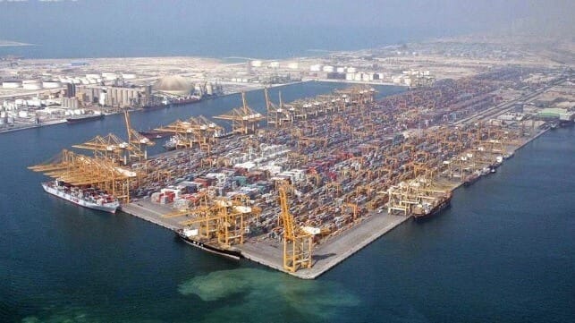 Most carriers have suspended shipments to the Gulf's main container hubs (file image courtesy Imre Solt / CC BY SA 3.0)
