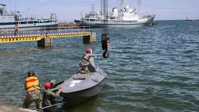 Navy personnel launch a drone boat in an exercise in Gdynia, Poland, June 2026 (USN)