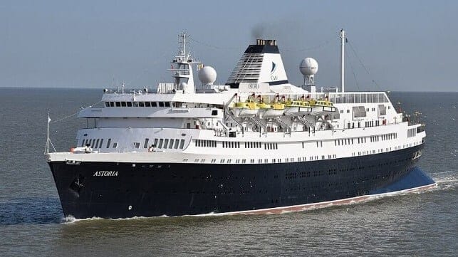 Astroia cruise ship 