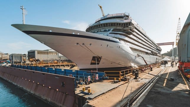 cruise ship launch