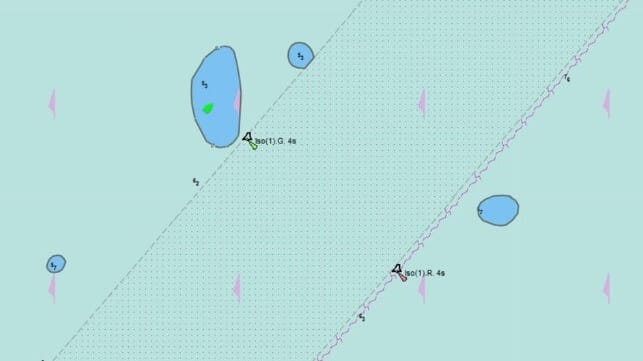 Ali Aykin (in green) aground just south of the Oresund Bridge (Pole Star)