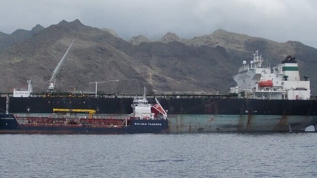 Bunker barge