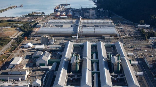 vessel caught in Canadian labor dispute