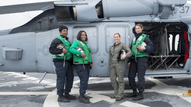 female helicopter team