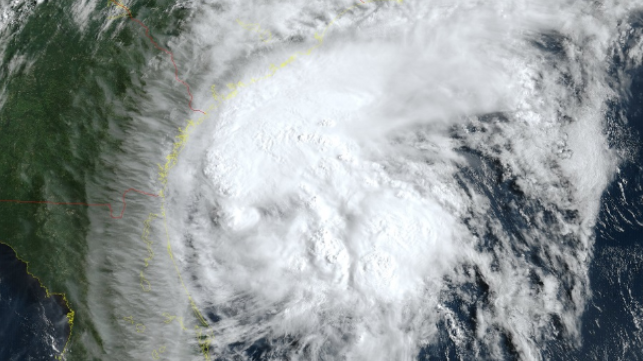 tropical storm interrupts port operations in China