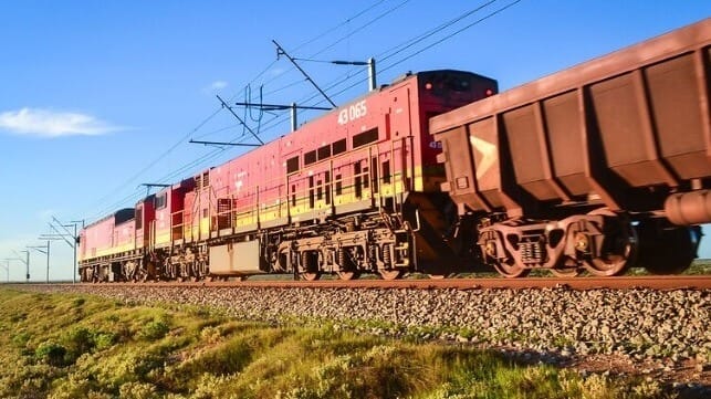 Transnet train on the iron ore corridor (file image courtesy JBDodone / CC BY-NC 2.0 Deed)
