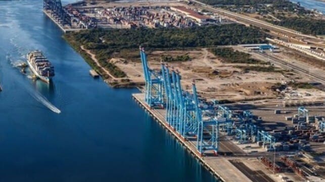containership arrives Mexico for survey and repairs after container loss