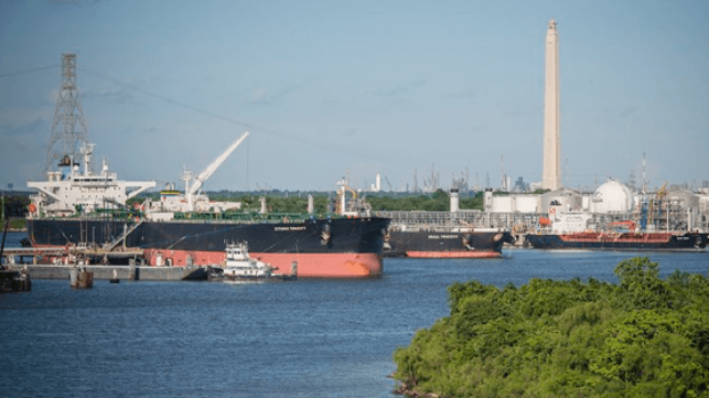 Houston oil terminal