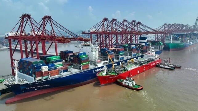 China and Singapore LNG bunkering