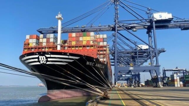 record number of boxes moved at Felixstowe