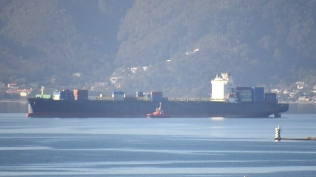troubled containership departs