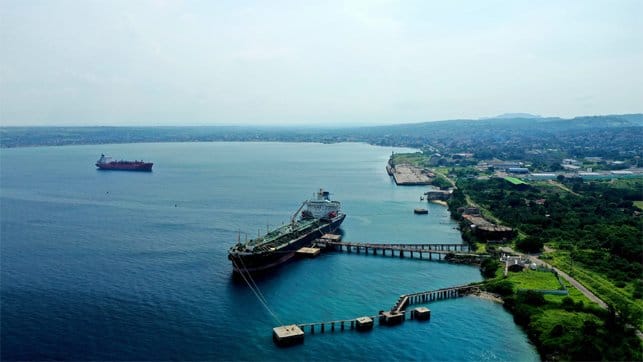 Tankers in Cuba