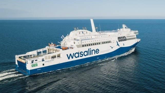 LNG fueled ferry