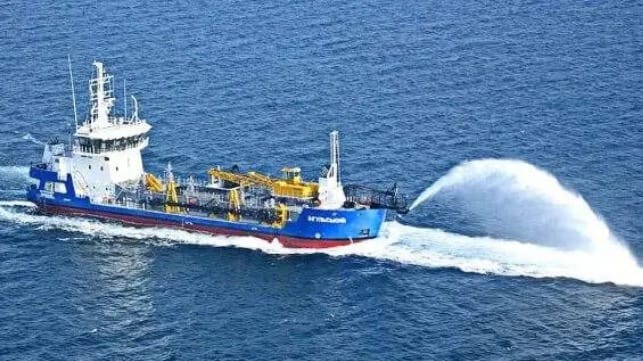 Ukrainian dredge