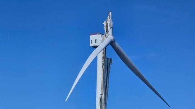 broken wind turbine blade