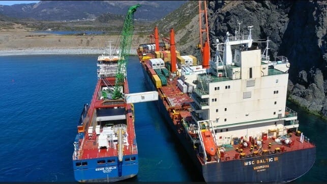 salvage of grounded containership