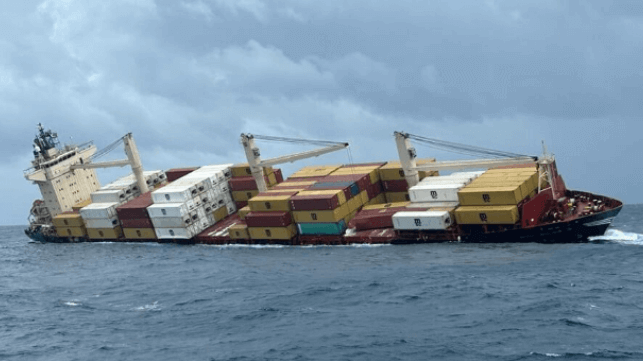 sinking containership