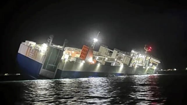 car carrier listing