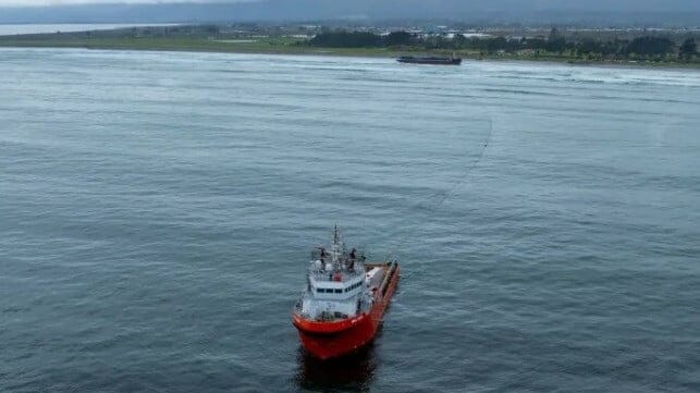 tow of stranded tanker