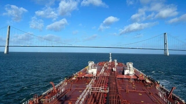 iStock tanker