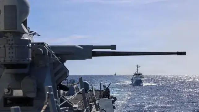 US Navy destroyer USS John Finn patrols near Scarborough Shoal with Philippine forces (USN)