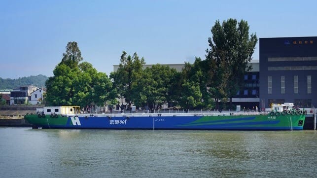 methanol hydrogen electric barge