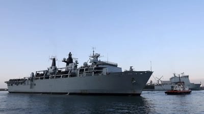 amphibious ship Royal Navy Bulwark