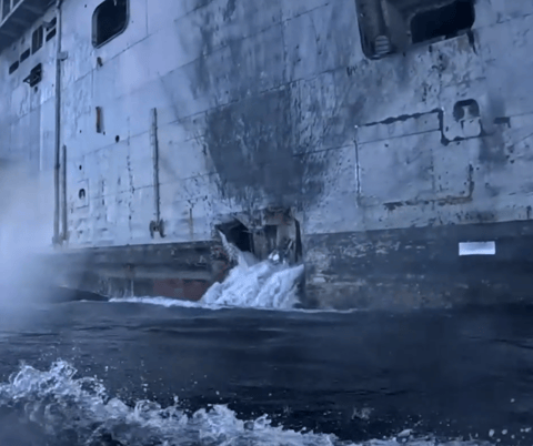 Hull damage to USS Peleliu after the drone boat attack (USN)