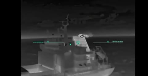 A Ukrainian drone closes in on the deckhouse of a bulker, September 2026 (USF)