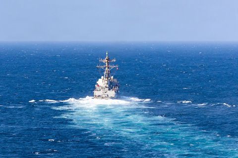 Destroyer USS Rafael Peralta participates in the blockade (CENTCOM)