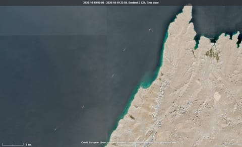 Tankers on the move to and from Hormuz, Oct. 21. Iran reported multiple strikes on tanker traffic overnight Wednesday (Copernicus / Sentinel-2)