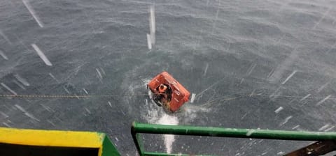 rescue from life raft
