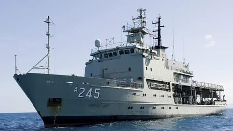 HMAS Leeuwin