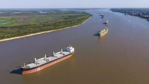 river navigation in Argentina